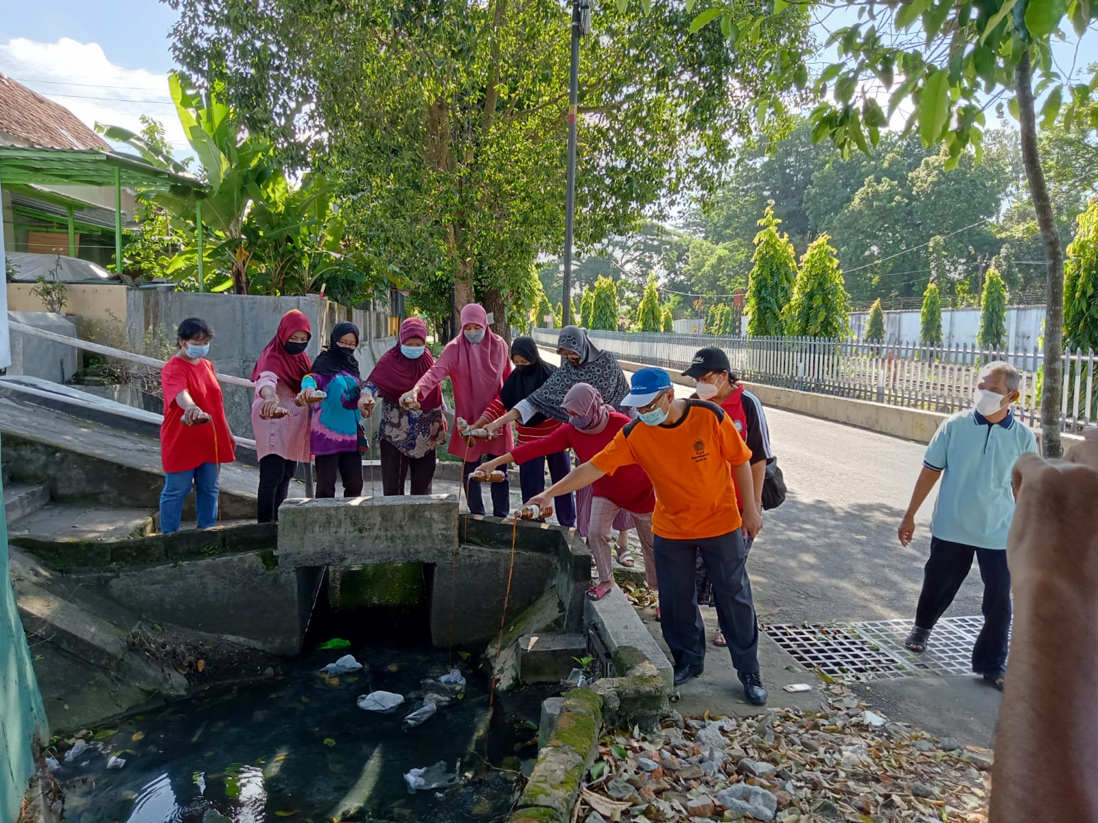 Bank Sampah Tanjung Asri RW 12 Peduli Lingkungan Sekitar