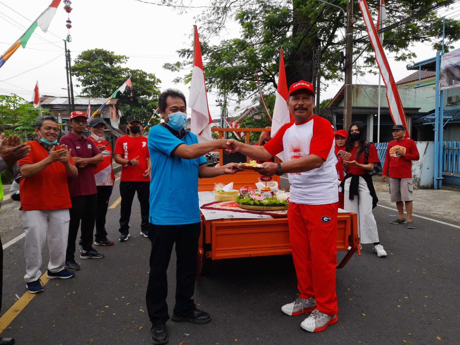 SENAM DAN GOWES BERSAMA WARGA PENGOK